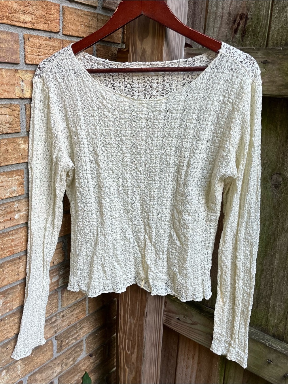 NATURAL LIFE Cream Crochet Lace Long Sleeve Scoop Neck Layering Top